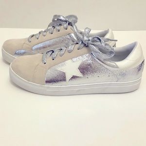 Golden goose dupe sneakers silver shoes size 9